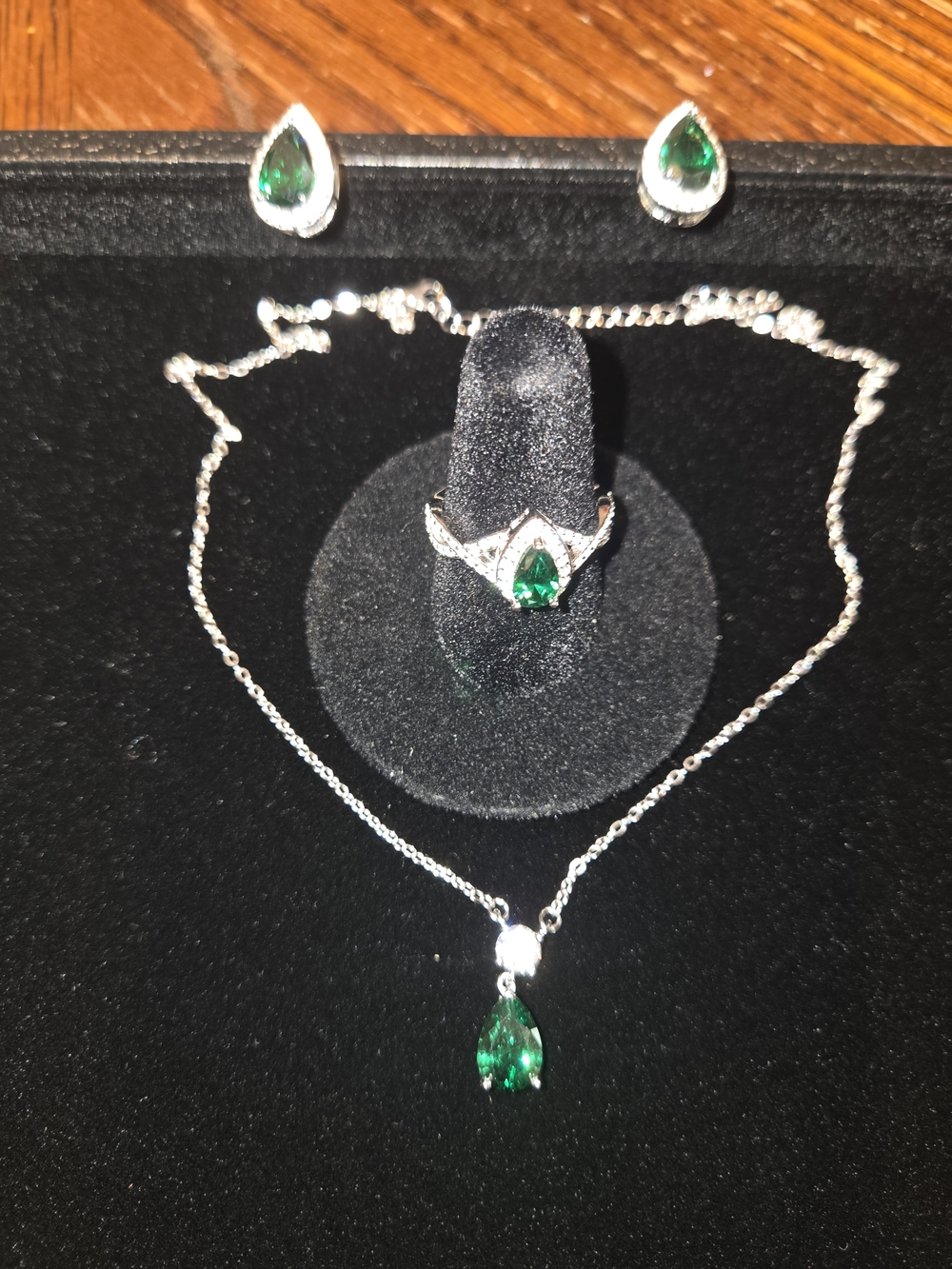 Emerald Lab Grown Teardrop Silver Necklace, Ring Size 7 & Earring Set Moissiant